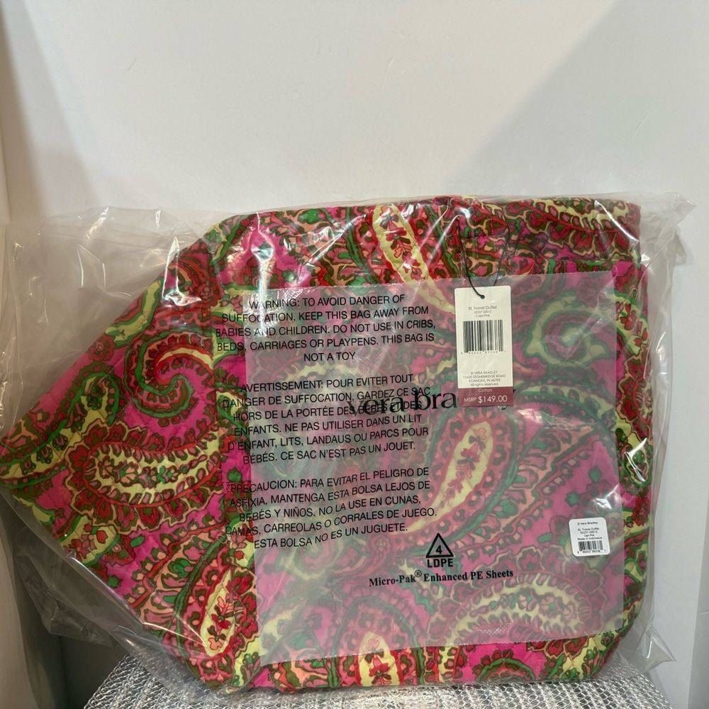 Vera Bradley XL Travel Duffel Bag in Capri Pink NWT - Picture 4 of 7